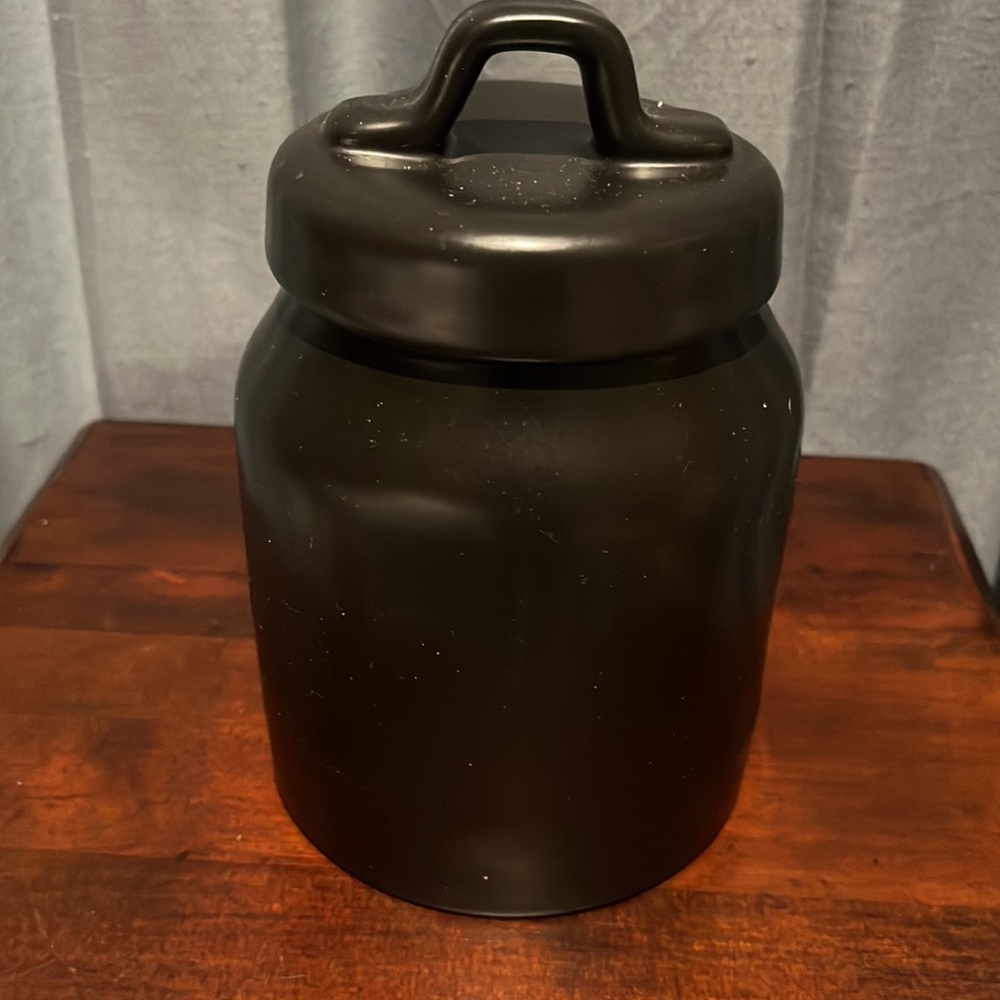 Rae Dunn Halloween baby BOO canister jar NWOT Black w/ Orange incised lettering - Picture 5 of 9